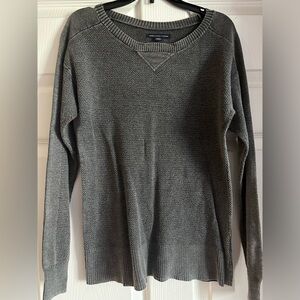 American eagle light weight sweater